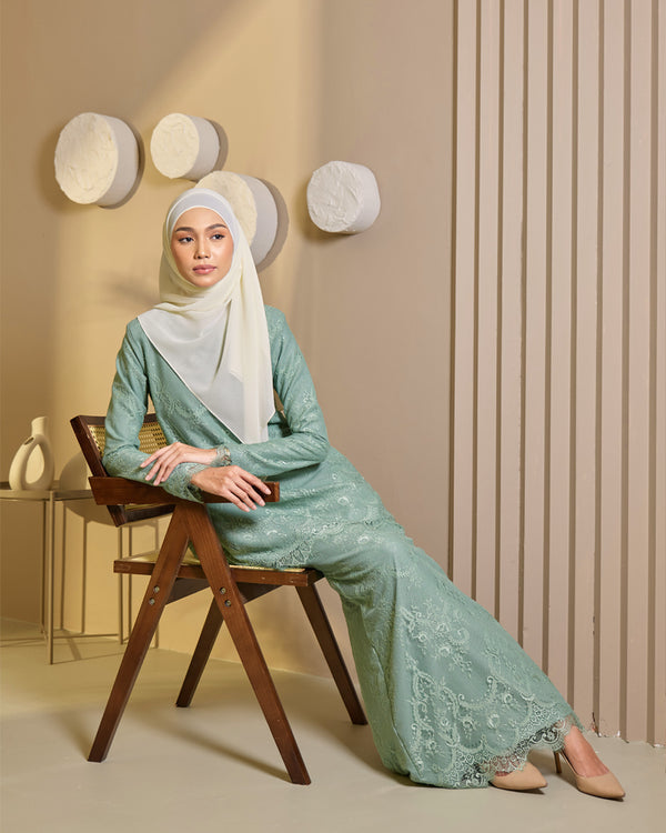 DAISY KURUNG-  JADE GREEN